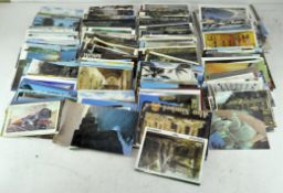 A collection of approx 900 - 1000 postcards,