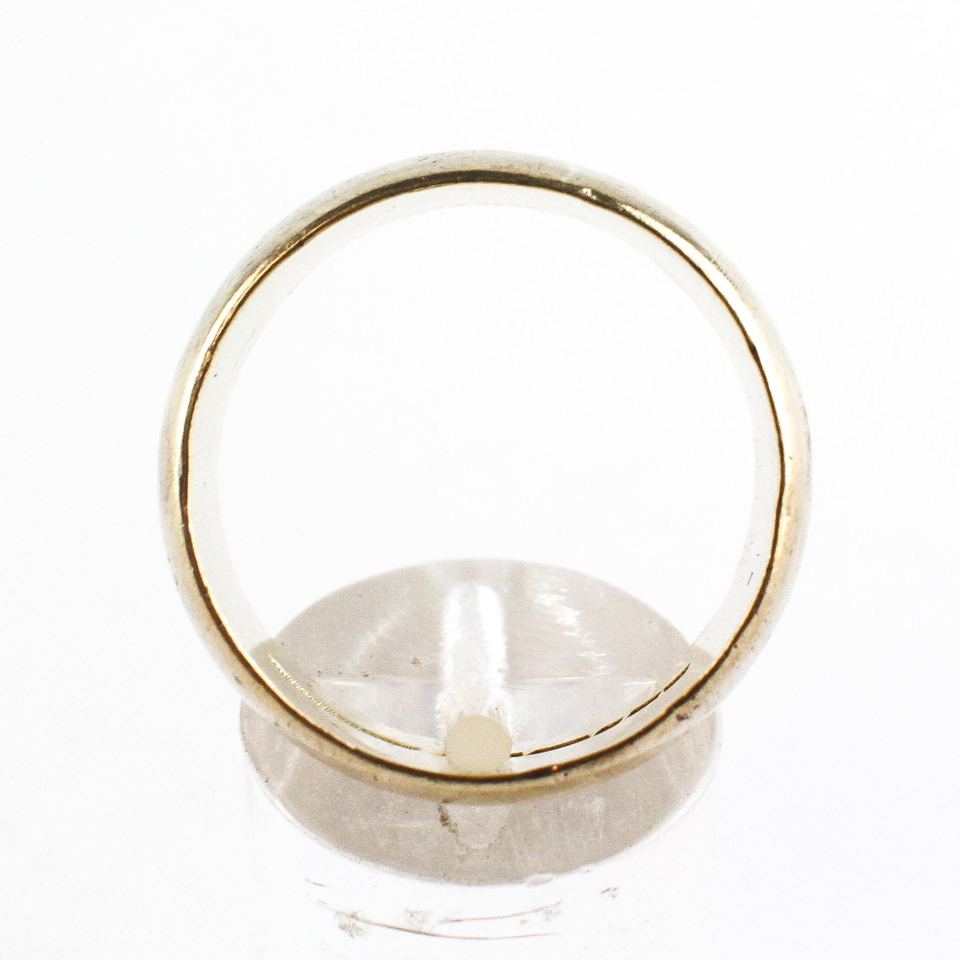 A yellow metal 10.5mm D shape wedding ring. Hallmarked 9ct gold, Birmingham. - Image 2 of 3