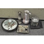 A selection of assorted ceramics, to include a Japanese satsuma ash tray of rectangular form,