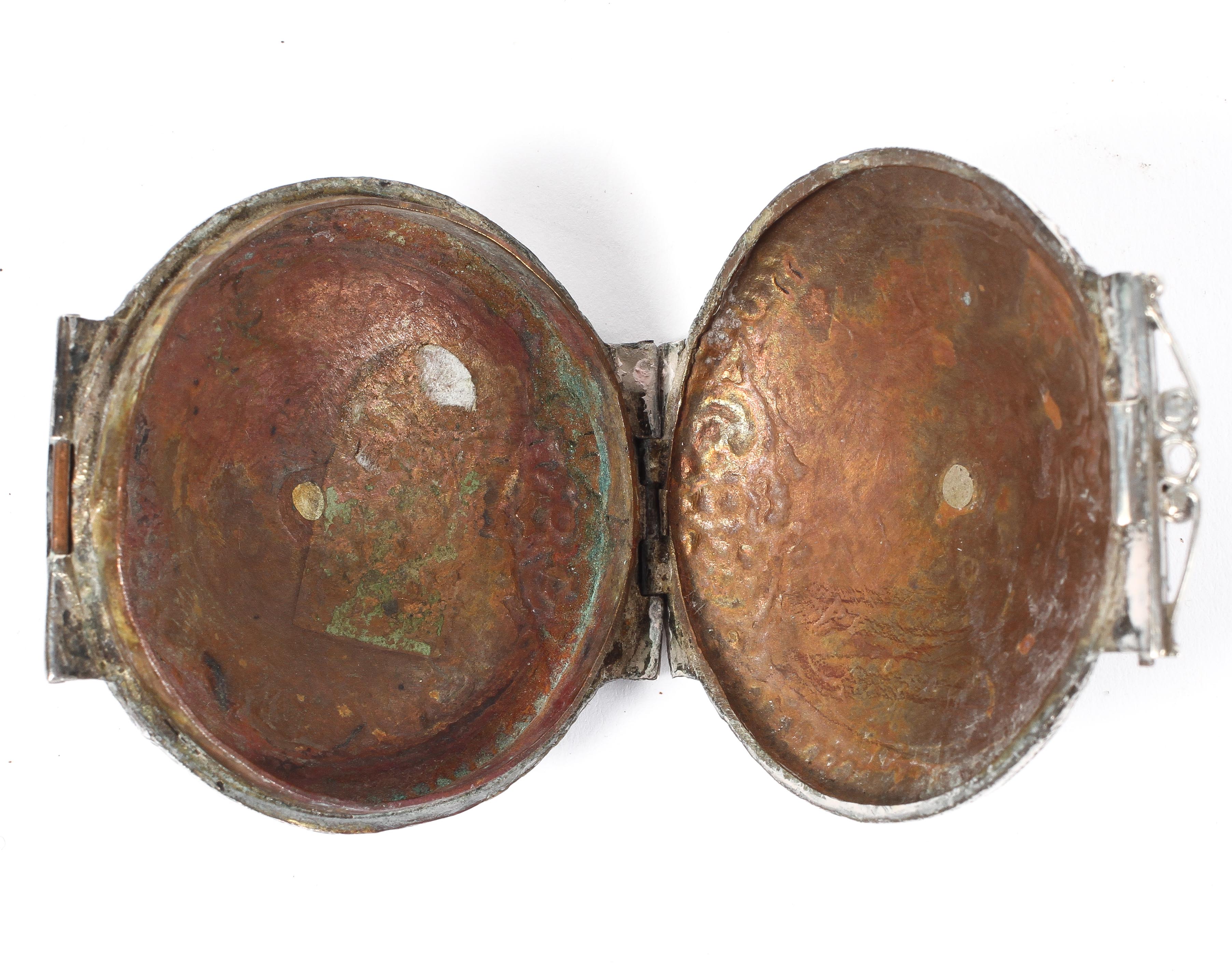A late 17th/early 18th Century copper and steel hinged opium snuff box, - Image 2 of 2