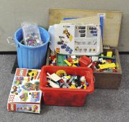 A large quantity of Lego,