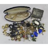 A selection of vintage costume jewellery, to include cufflinks, clip earrings,