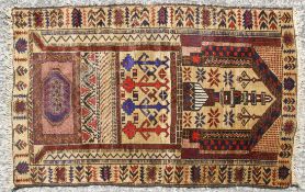 A Hamadan prayer rug, with a fountain to the mihrab,