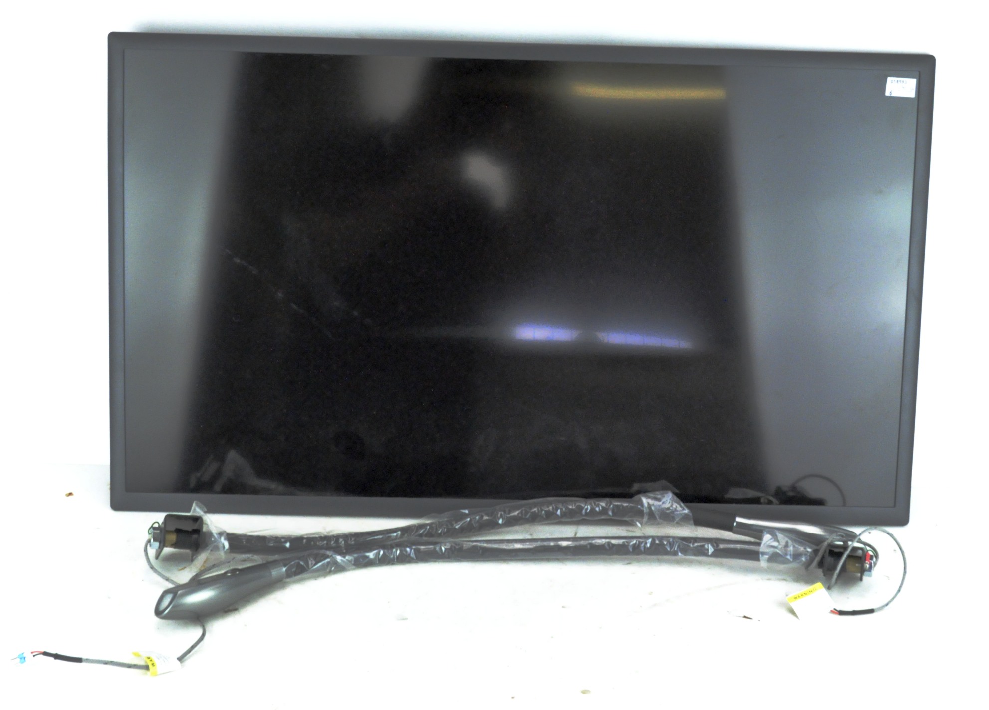 A 31 inch Samsung flat screen television together with two new 60 cm Zonda Beadlights