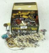 Assorted costume jewellery, including necklaces, chains,