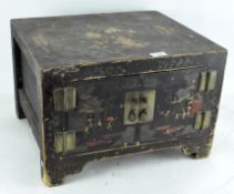 A Chinese lacquered table top cabinet, late 19th century,