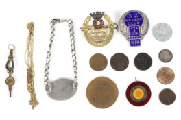 A Great Wat Christmas 1914 tin together with a collection of military and related badges including