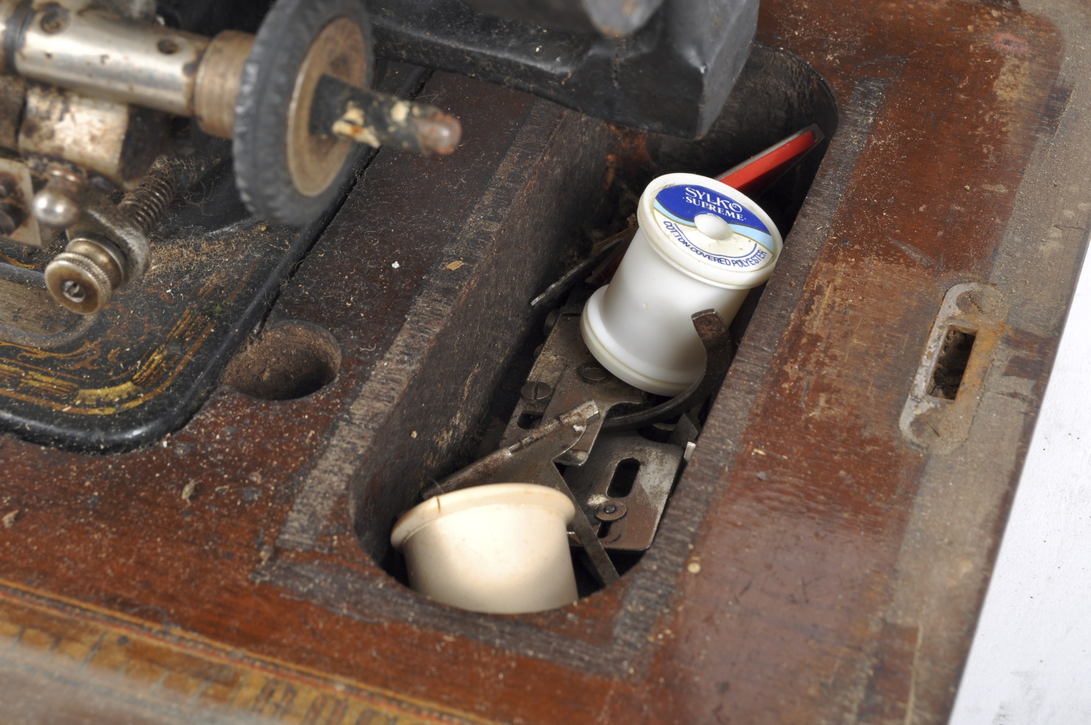 An antique Frister & Rossmann hand crank sewing machine, - Image 3 of 3