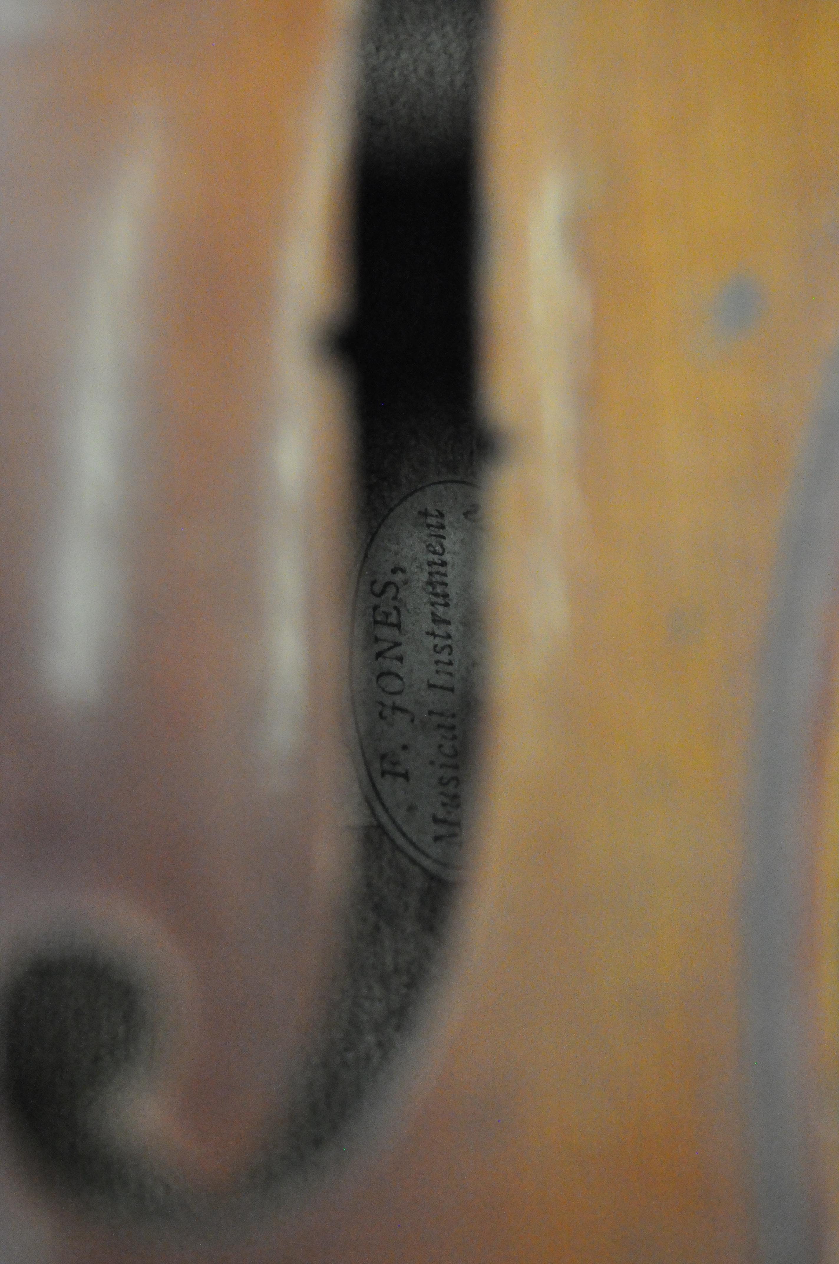 An early 20th century violin with bow, - Image 9 of 11