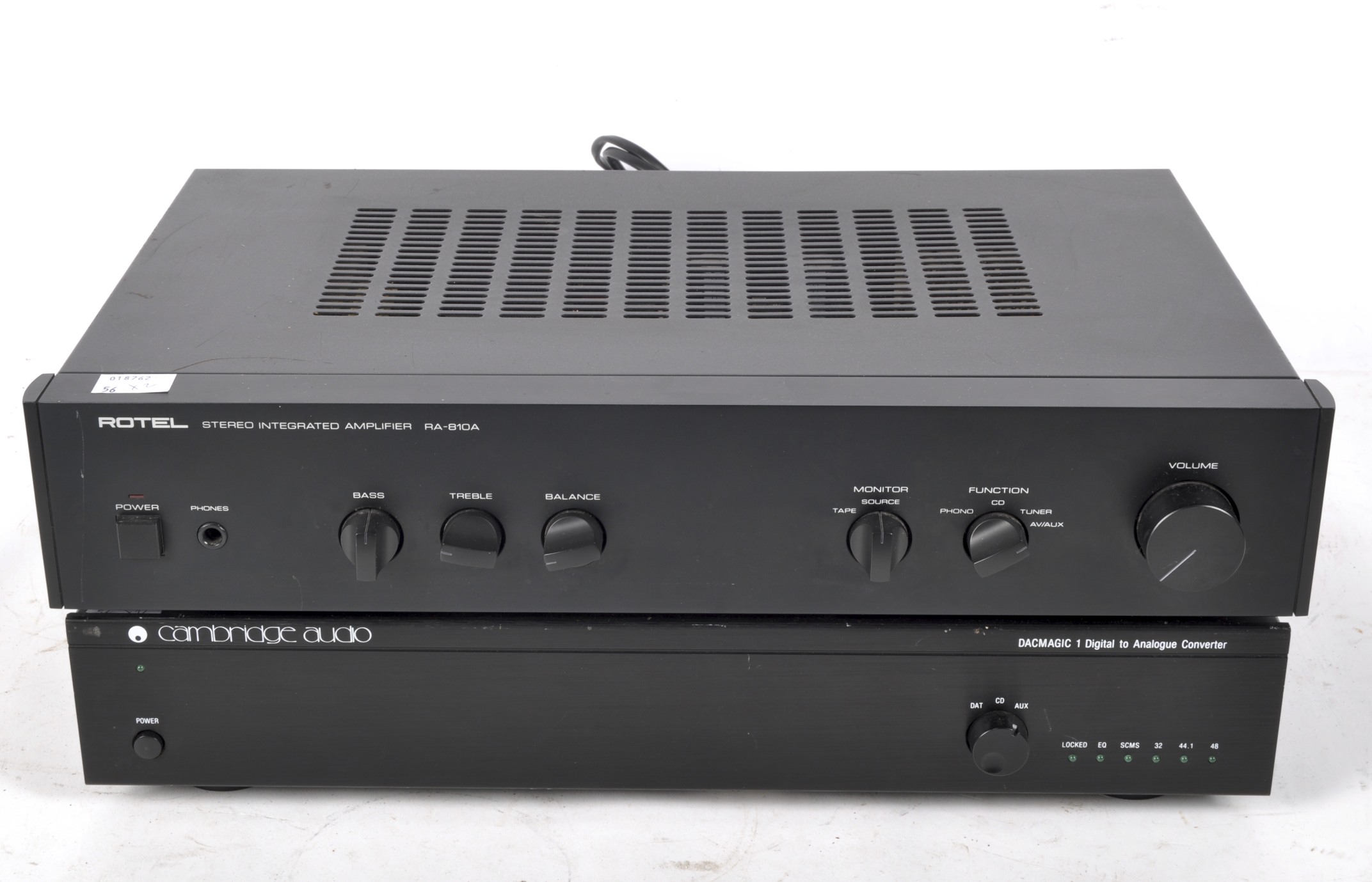 A Cambridge Audio analogue converter DACMAGIC 1, serial number MDAC101583,