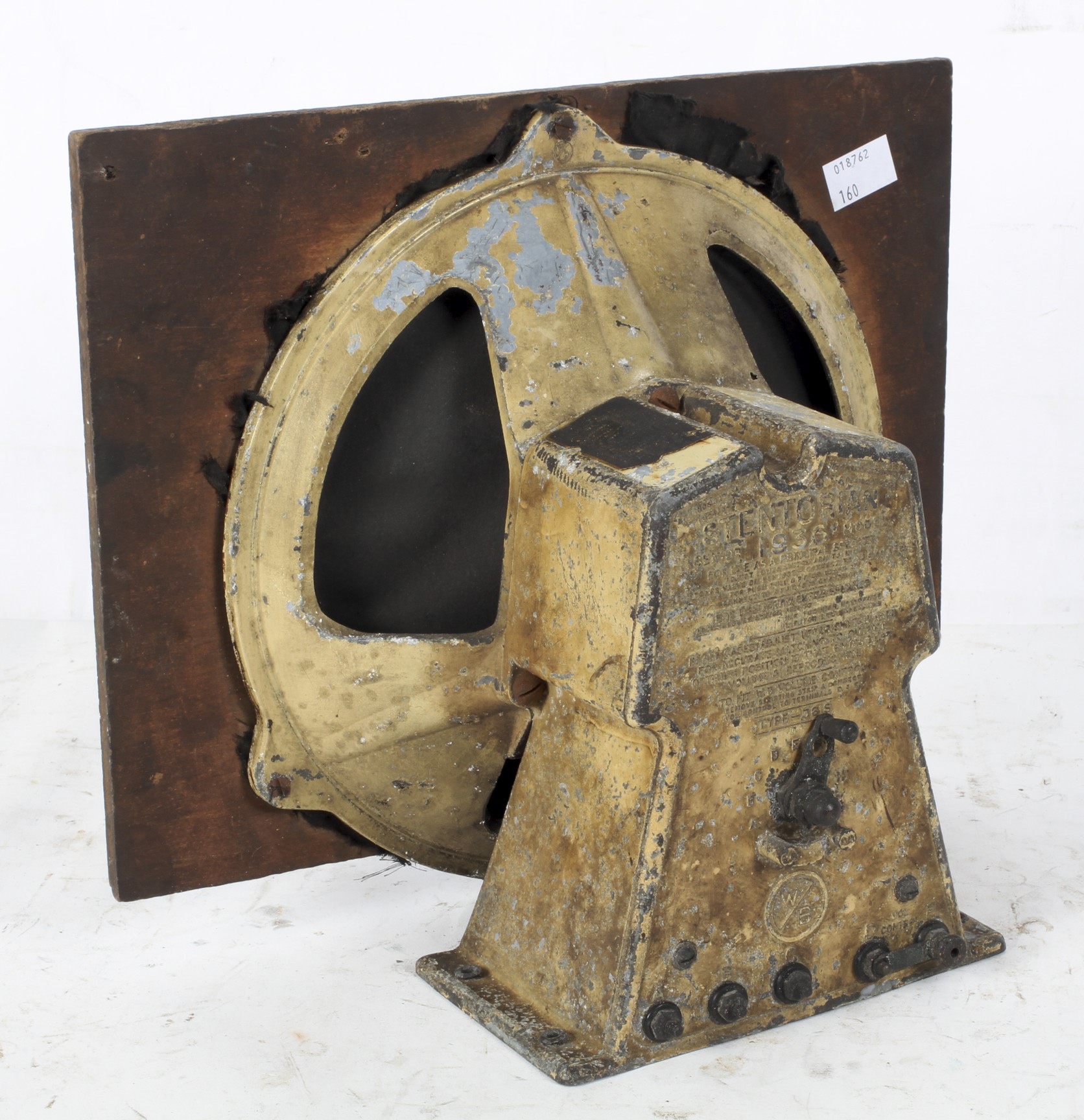 A Stentorian senior 1936 model speaker - Image 2 of 2