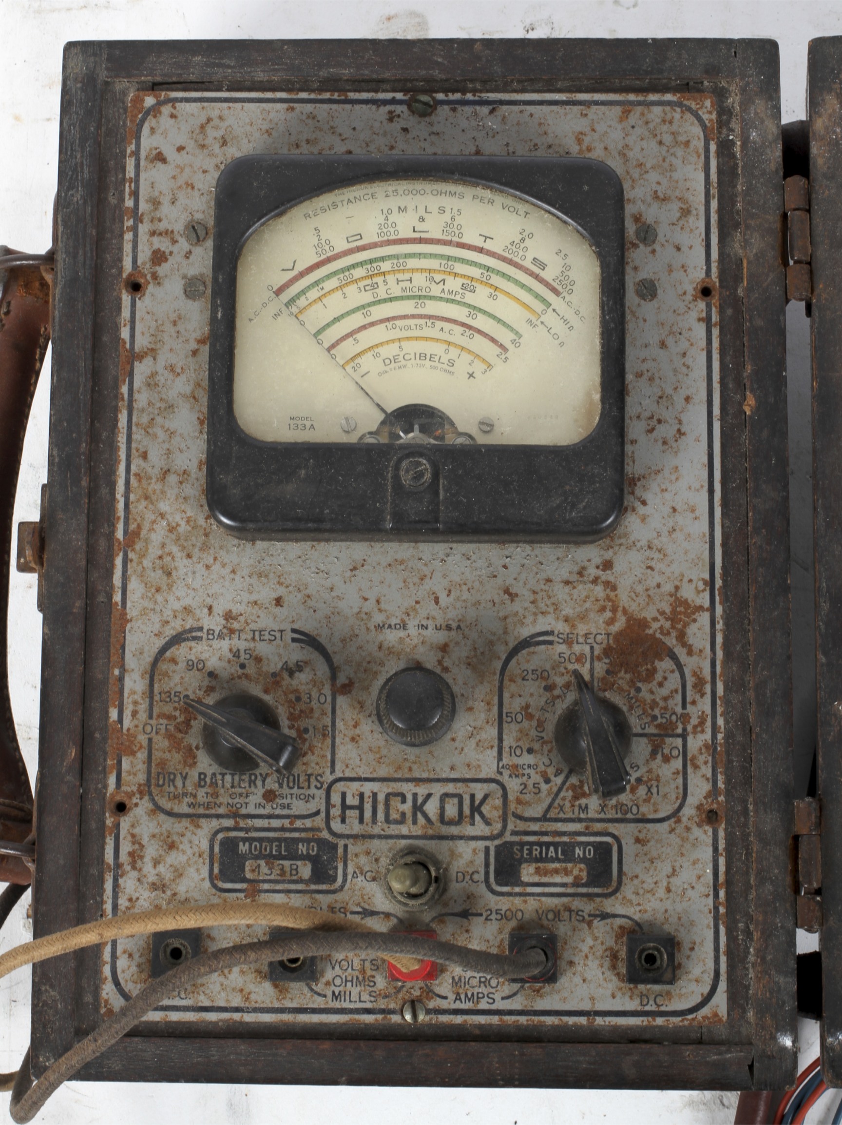 A Hickok 133b tester meter tubes vintage portable radio, - Image 2 of 2