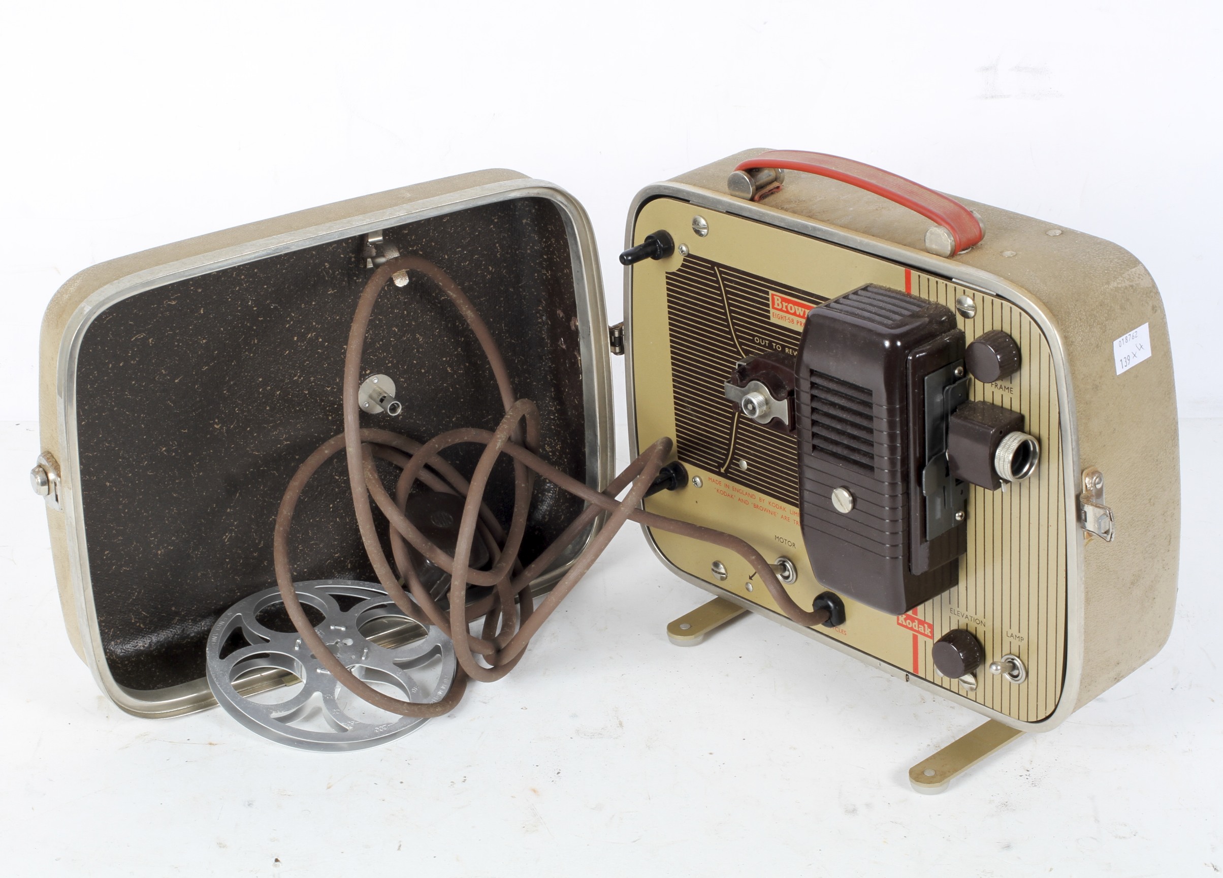 A Braun Narnberg slide storage case together with three projectors, comprising a Eumig Wien type P8, - Image 2 of 5