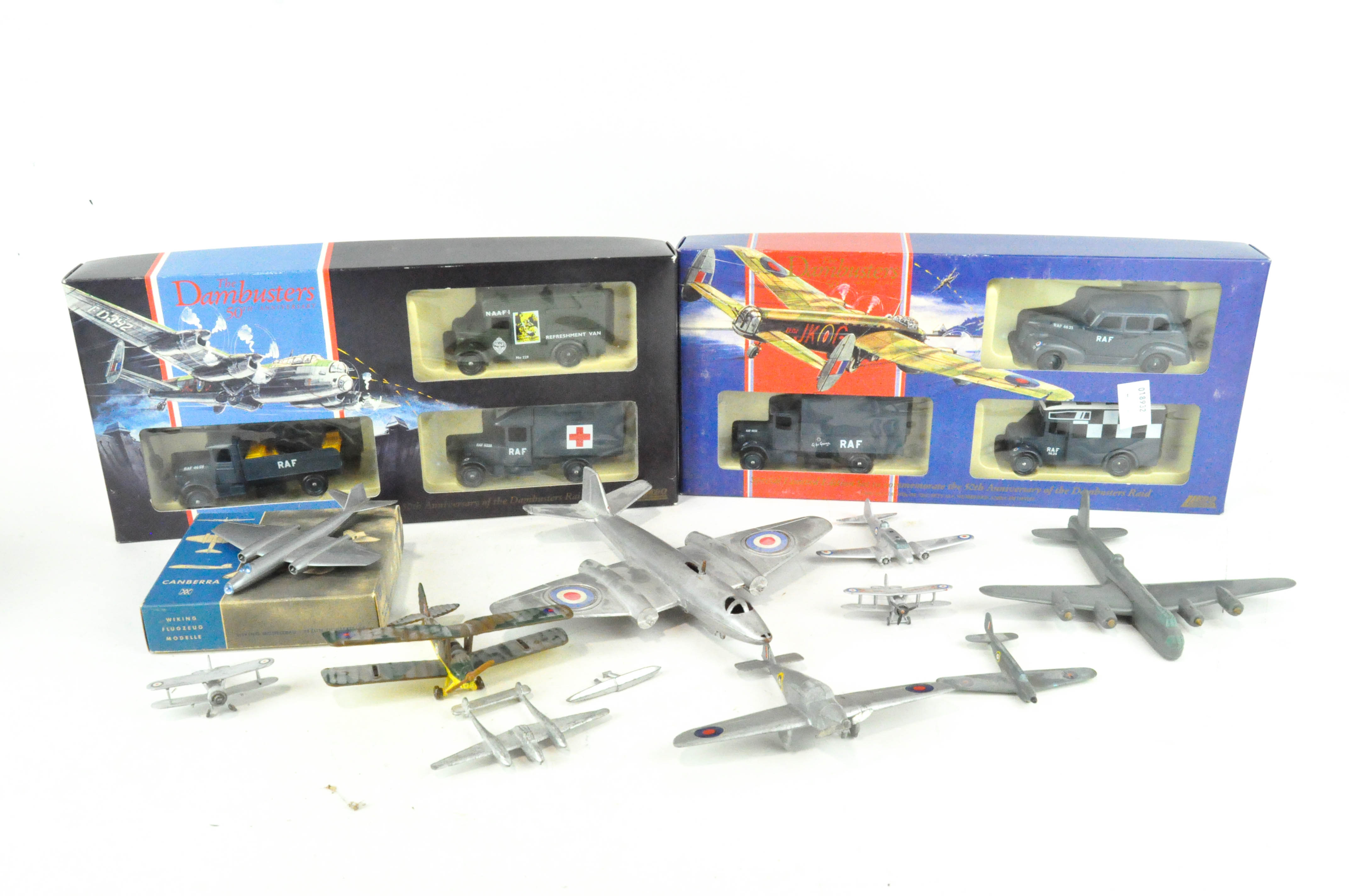 Die cast aircraft,