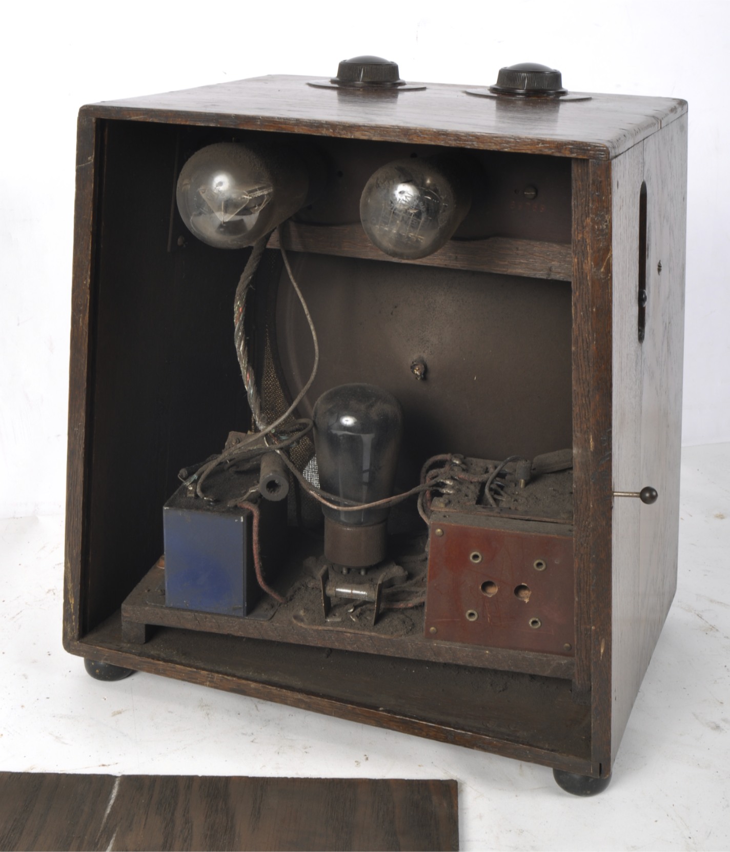 An early 20th century Kolster Brandes Ltd (KB) radio receiver, No 253 'Pup', - Image 5 of 5