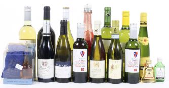 Sixteen bottles of alcohol, including: Daniel's Drift Chenin Blanc Chardonnay, 75 cl, 12% Vol,