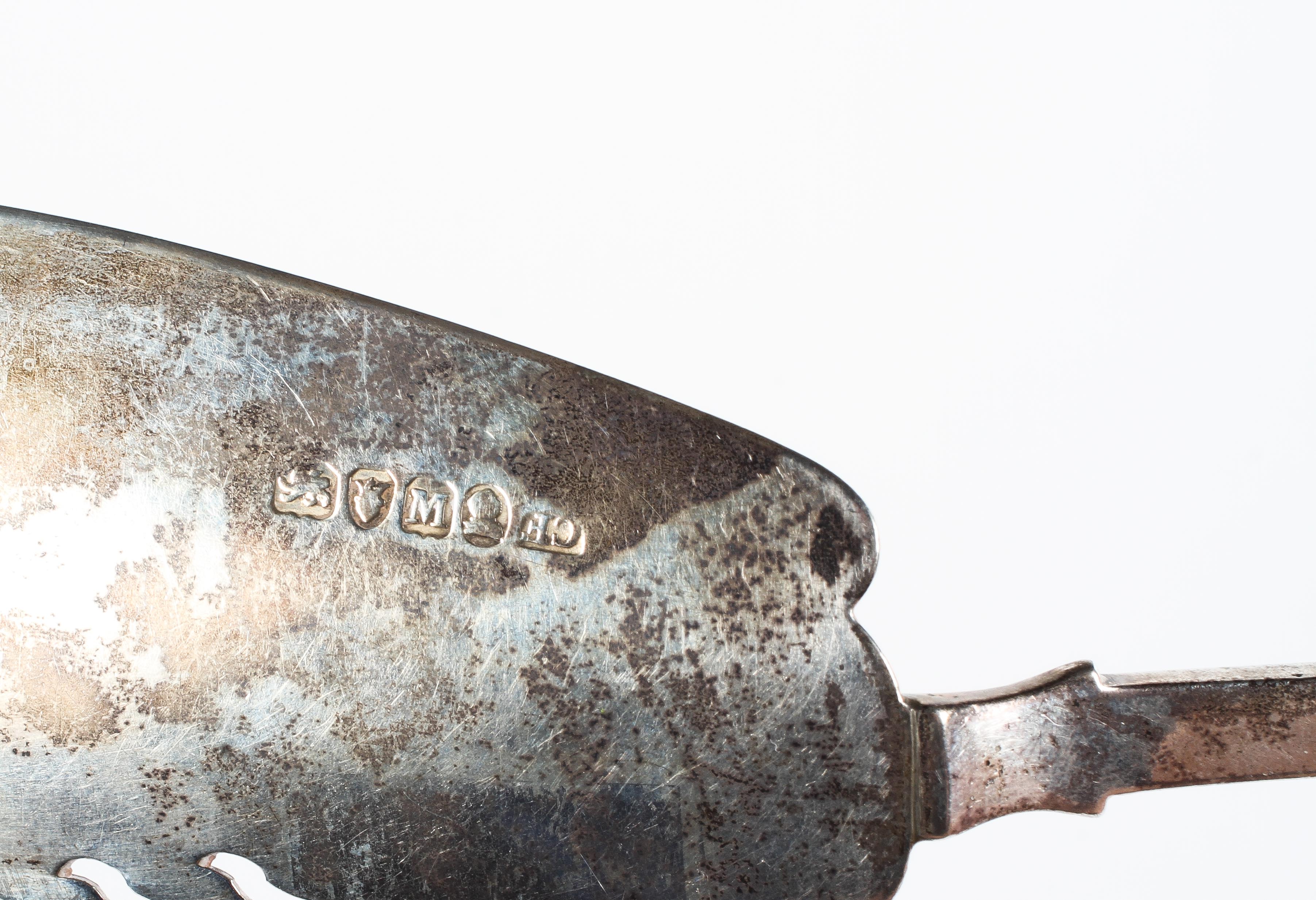 A Georgian sterling silver fish slice. by Charles Fox London 1807, 4.0ozt. - Image 2 of 2