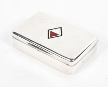 A sterling silver and enamel snuff box with gilt interior, 5.5cm x 3.5cm x 1.5cm 1.20ozt.