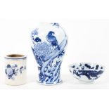 A collection of Chinese blue and white porcelain, 18th/19th century,