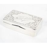A sterling silver snuff box with chased decoration by Joseph Gloster, Birmingham, 1900,