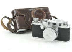 A Leica DRP Ernst Leitz Wetzlar 35mm rangefinder camera, no 474750,