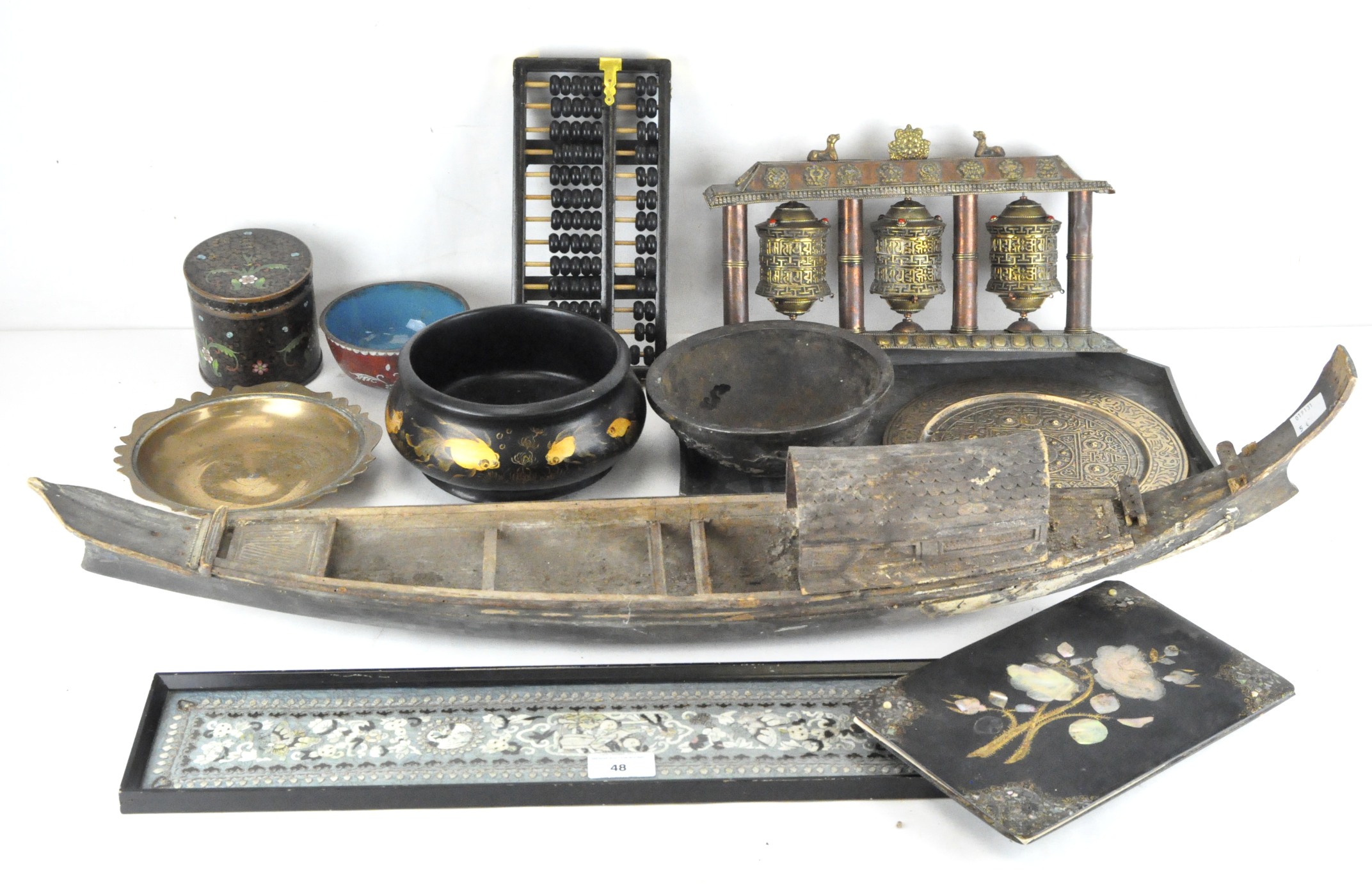 A selection of mostly Chinese collectables, to include a cloisonne enamel bowl and lidded pot,