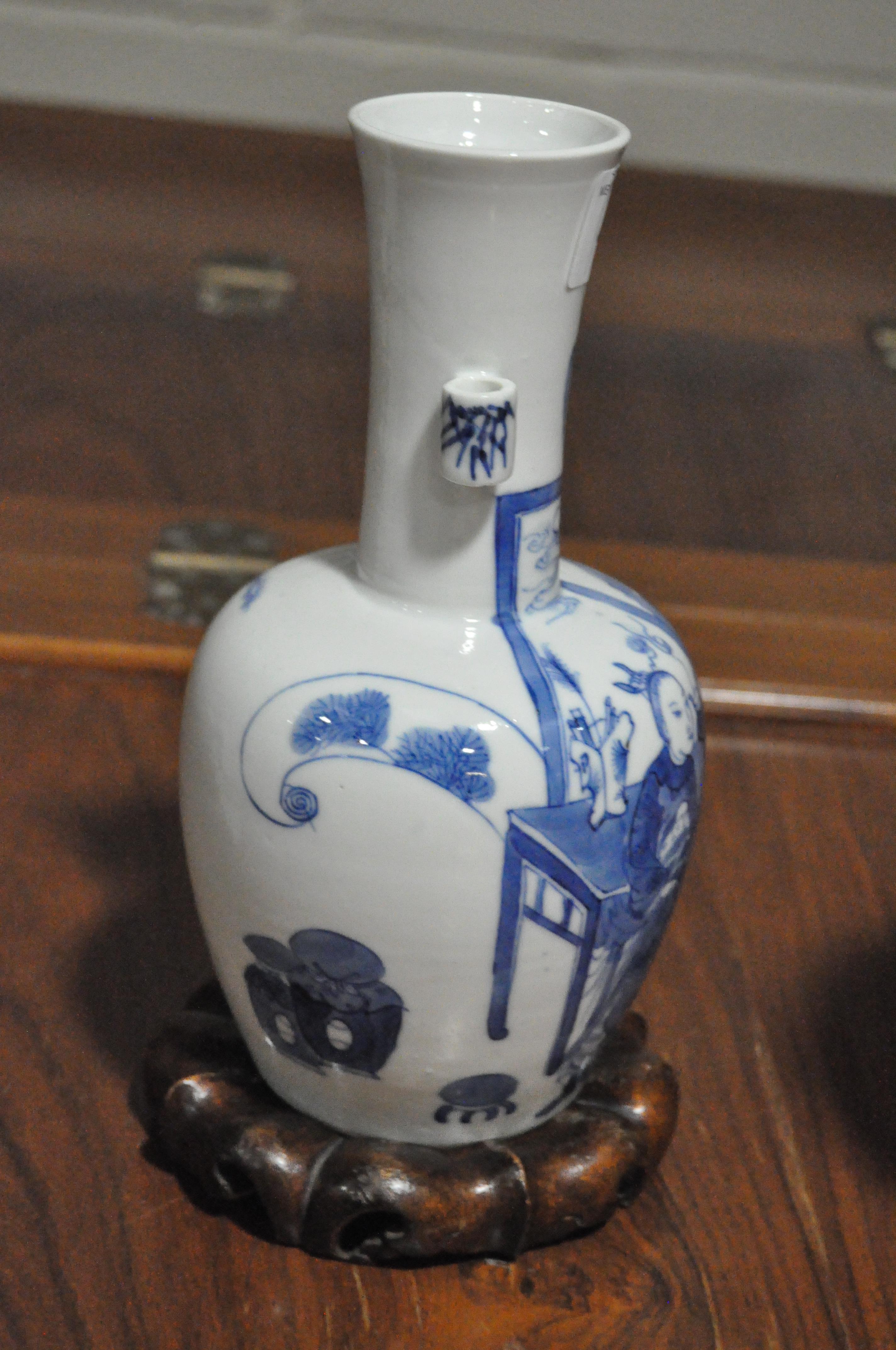 Two 20th century blue and white Chinese vases, - Image 5 of 24