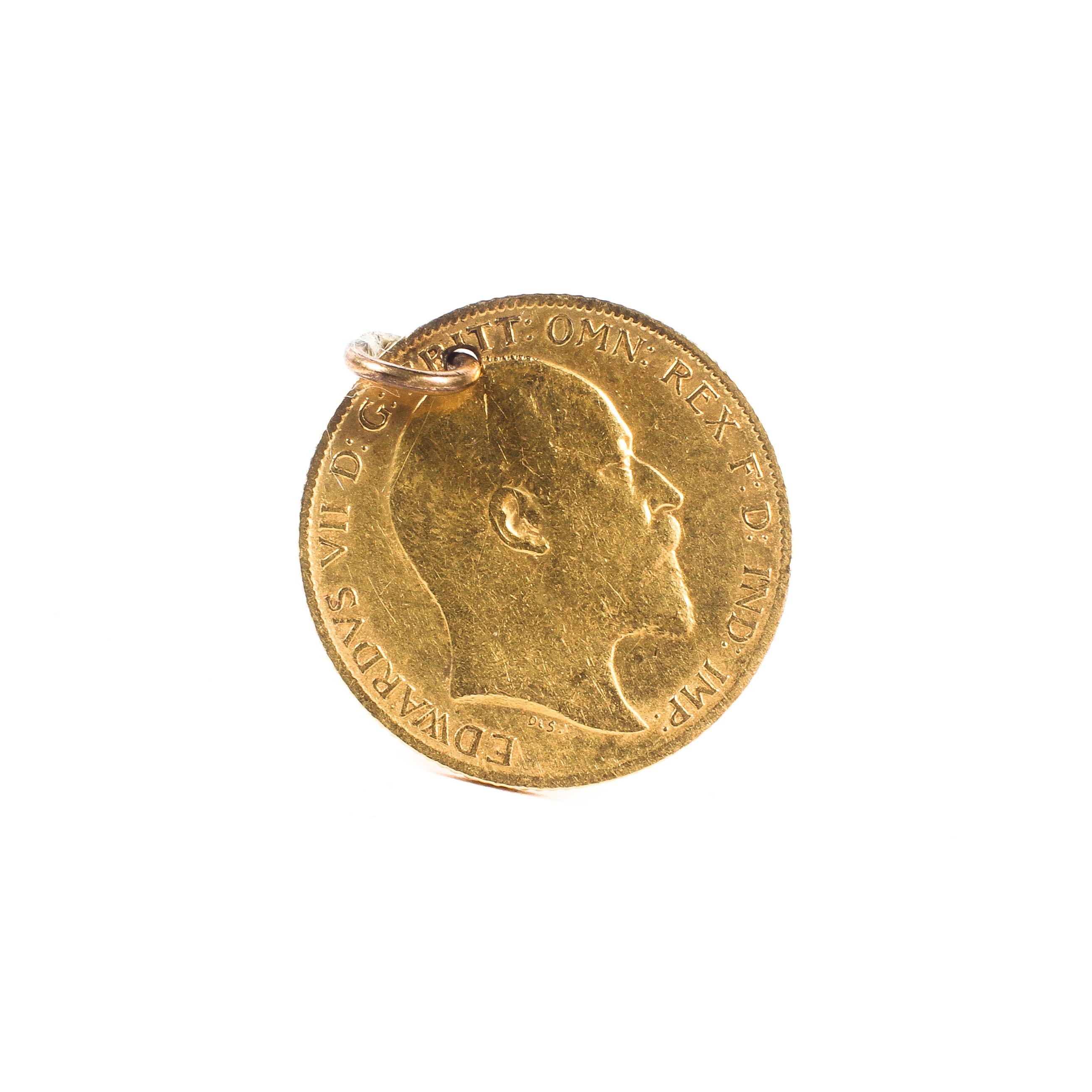 An Edward VII 1905 half sovereign with drill hole and ring. 4.0g.