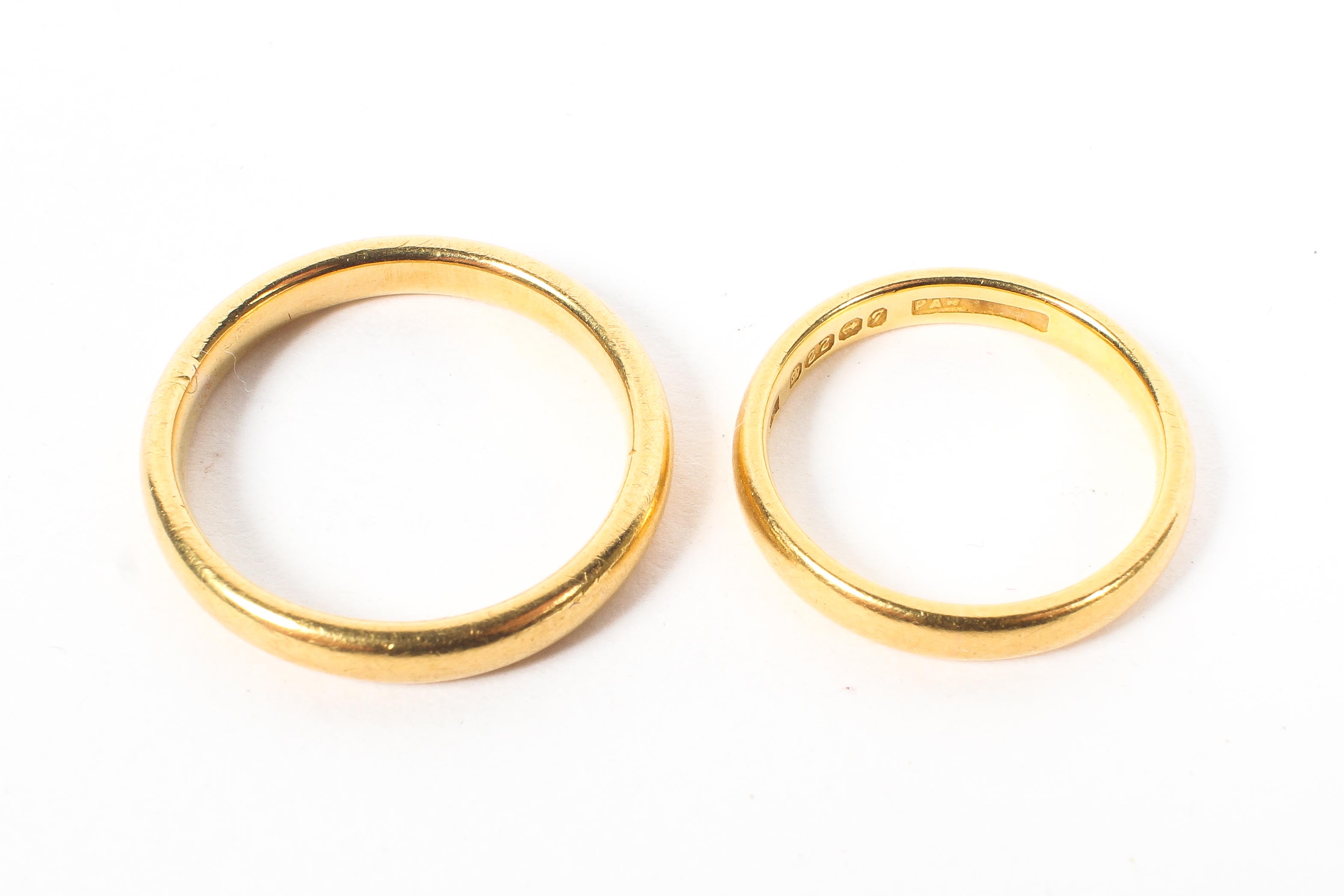 Two 22ct gold wedding bands. 7.4g.