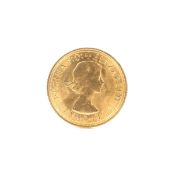An Elizabeth II 1968 Gold Sovereign 7.9g.