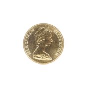 An Isle of man 1973 Gold Sovereign. 8.0g.