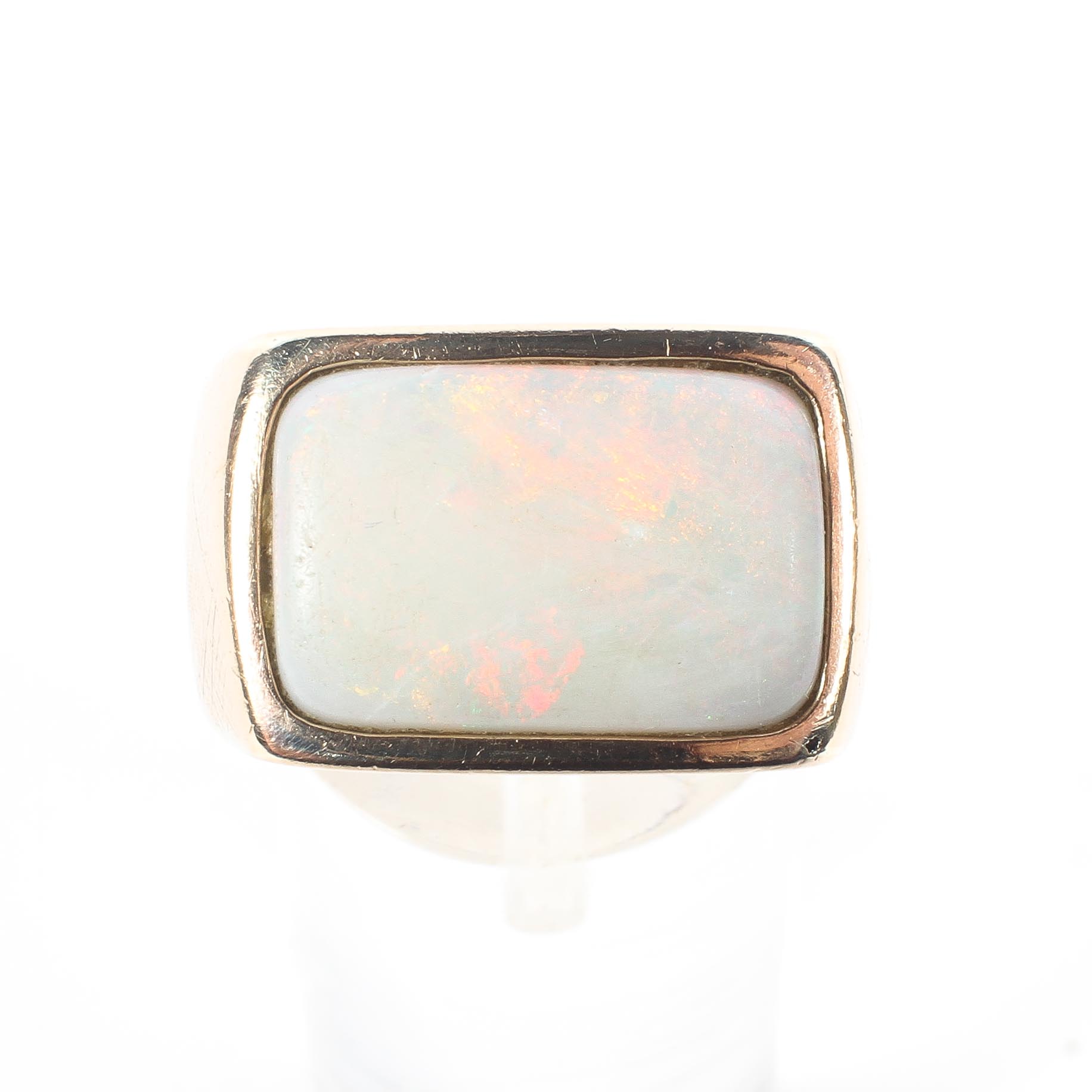 A 14ct gold gentleman's opal panel ring. 7.3g Size O. - Image 2 of 4