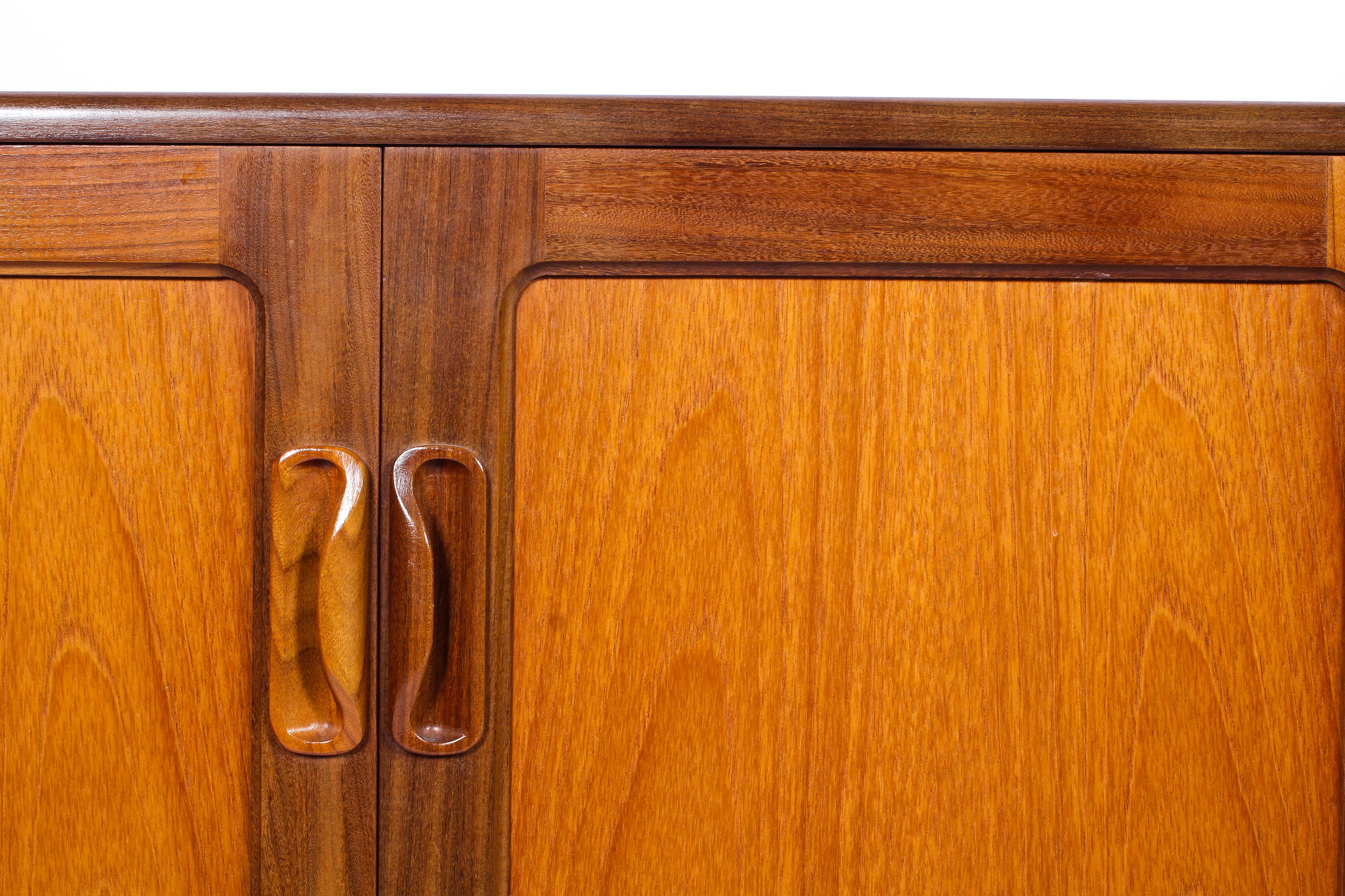 A mid-century G-Plan style teak veneered sideboard, - Image 4 of 4