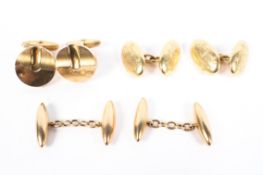 Three pairs of gentleman's cufflinks. 9ct/15ct and 18ct gold examples. 21.5g.