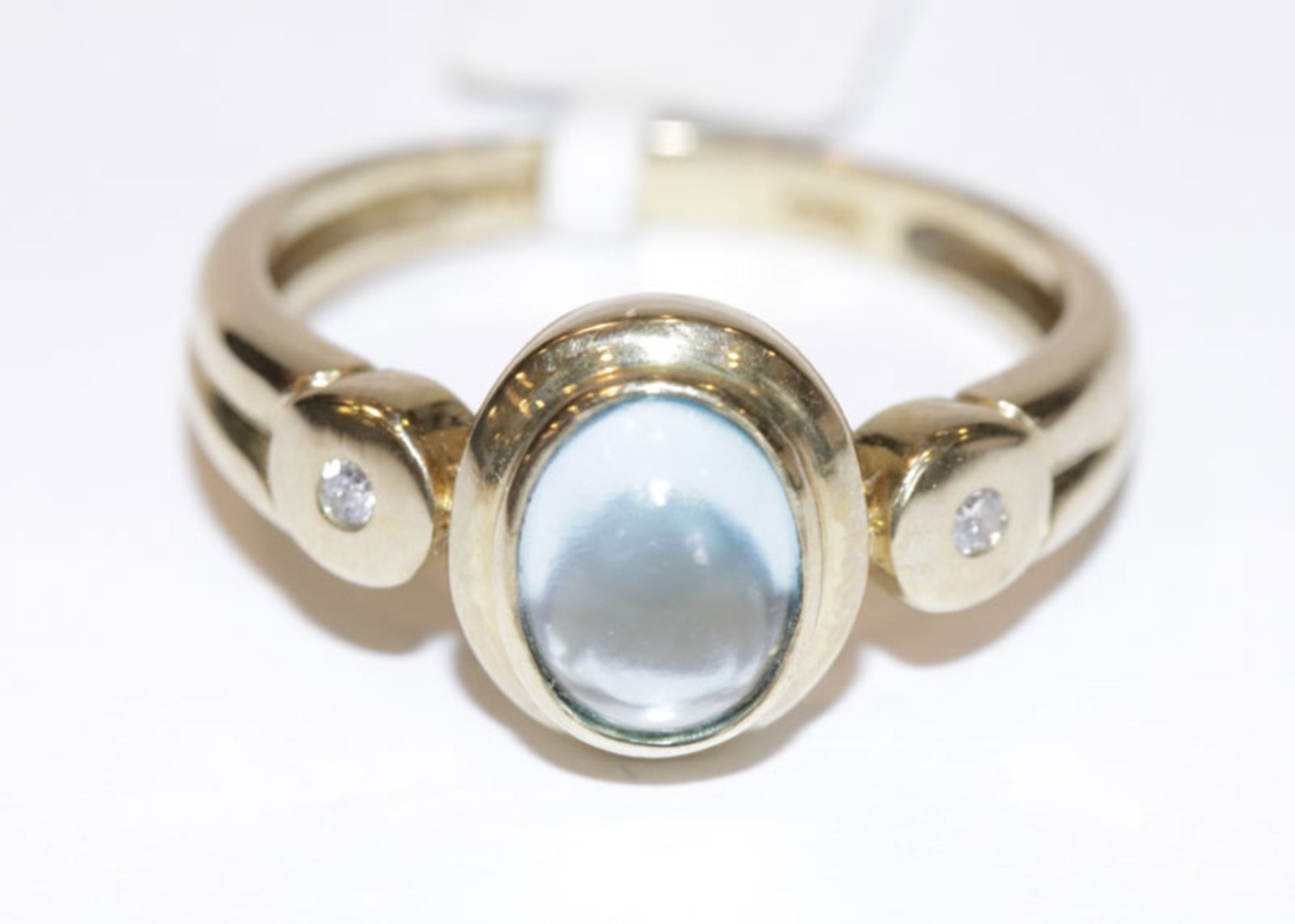 14 k Gelbgold Ring mit Blautopas und 2 Diamanten, 3,8 gr., Gr. 57