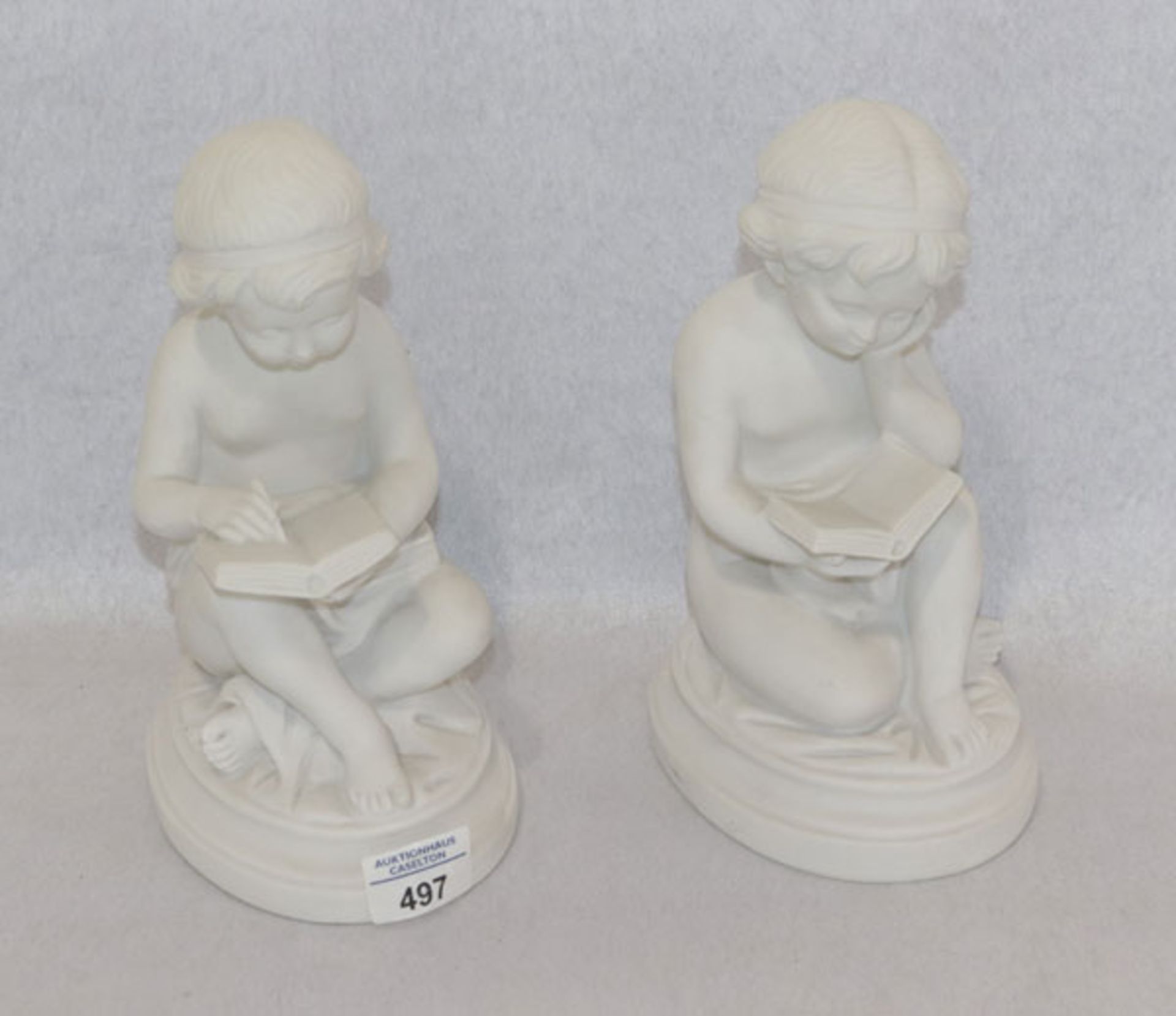 2 Gußfiguren 'Kind beim Lesen' und 'Kind beim Schreiben', H 24 cm, B 12 cm, T 15 cm