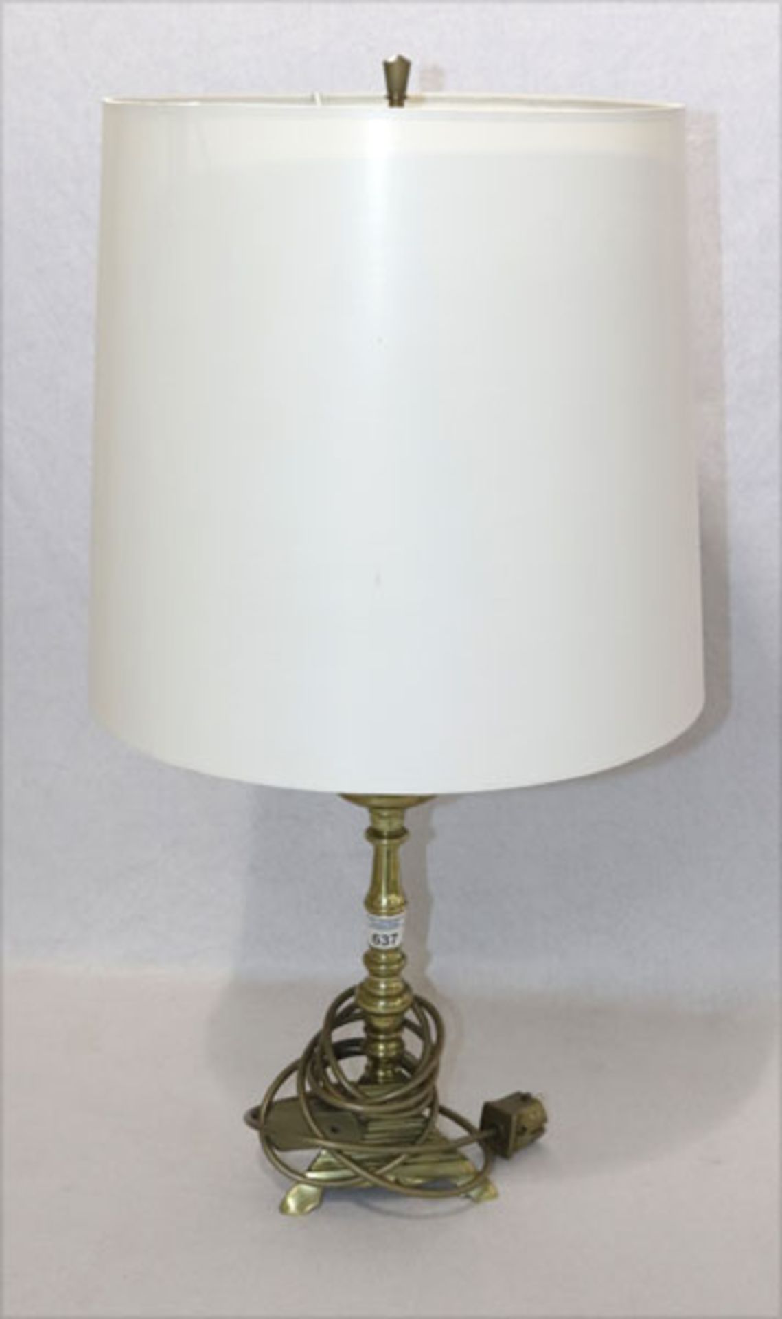 Messing Tischlampe mit beigen Schirm, H 75 cm, D 38 cm, Gebrauchsspuren