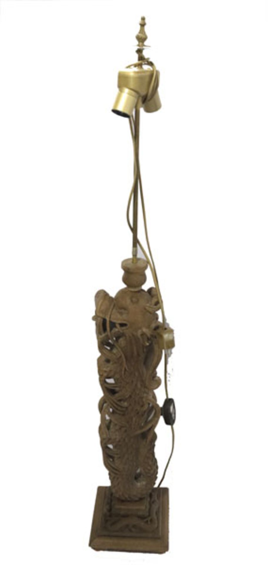 Asiatische Stehlampe mit geschnitzem Lampenfuß in plastischem Drachendekor, H 119 cm, ohne