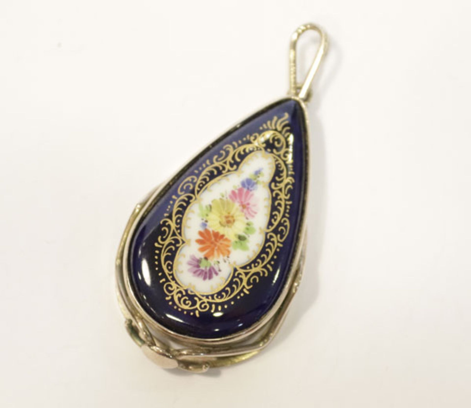 Meissen Silber Anhänger mit Blumen- und Golddekor, L 5,5 cm