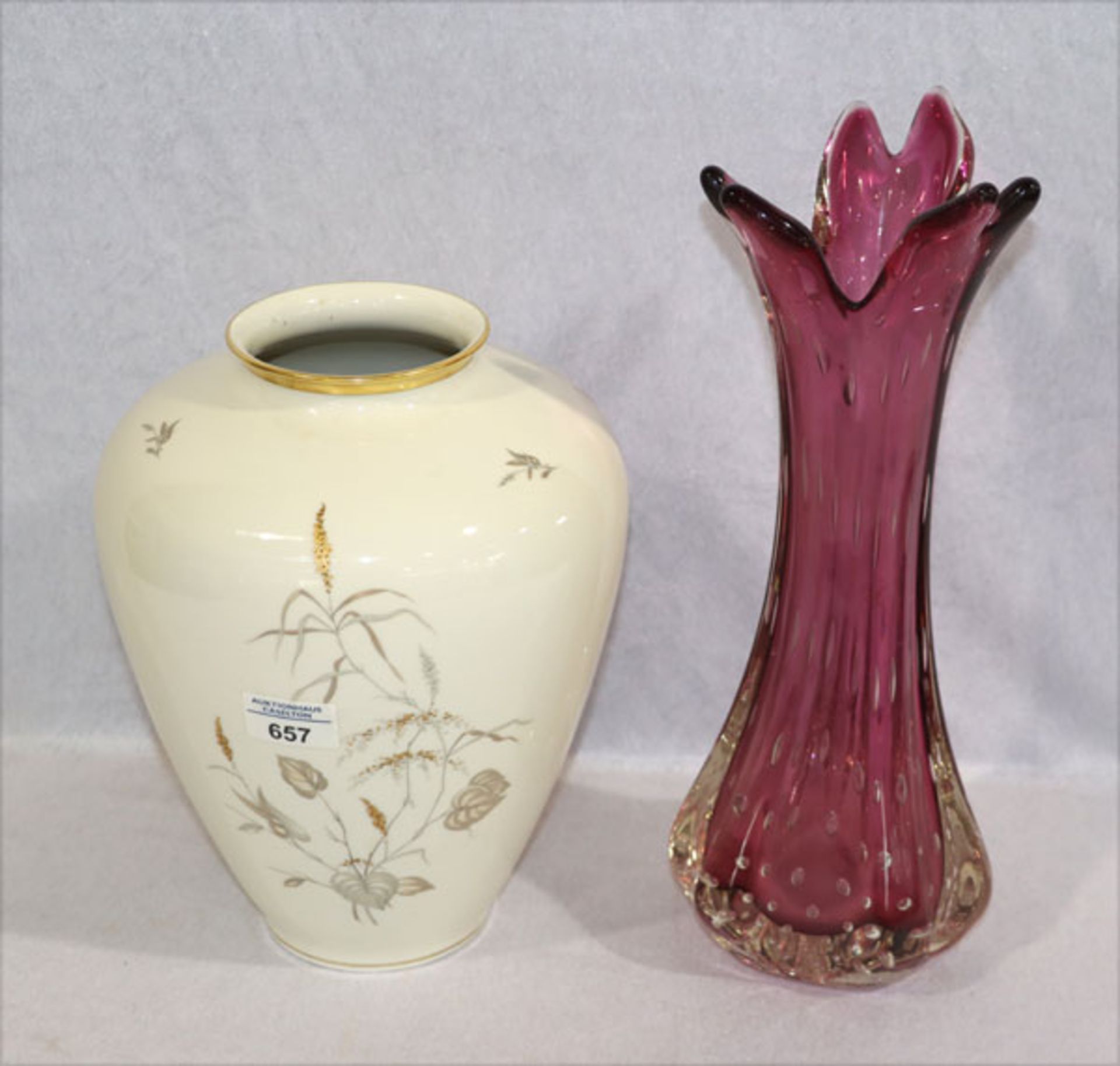 Murano Glasvase, ev. Seguso Archimede, H 37 cm, D 16 cm, Krister Porzelllan Vase mit Floraldekor und