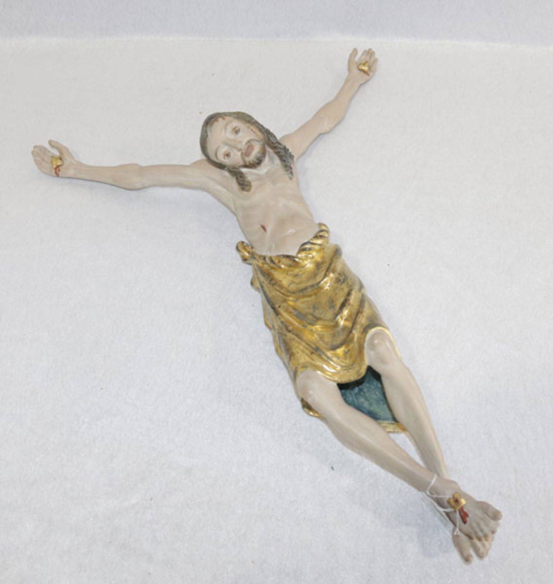 Holz Figurenskulptur 'Jesus', gefaßt, teils mit Blattgold, H 53 cm, B 39 cm