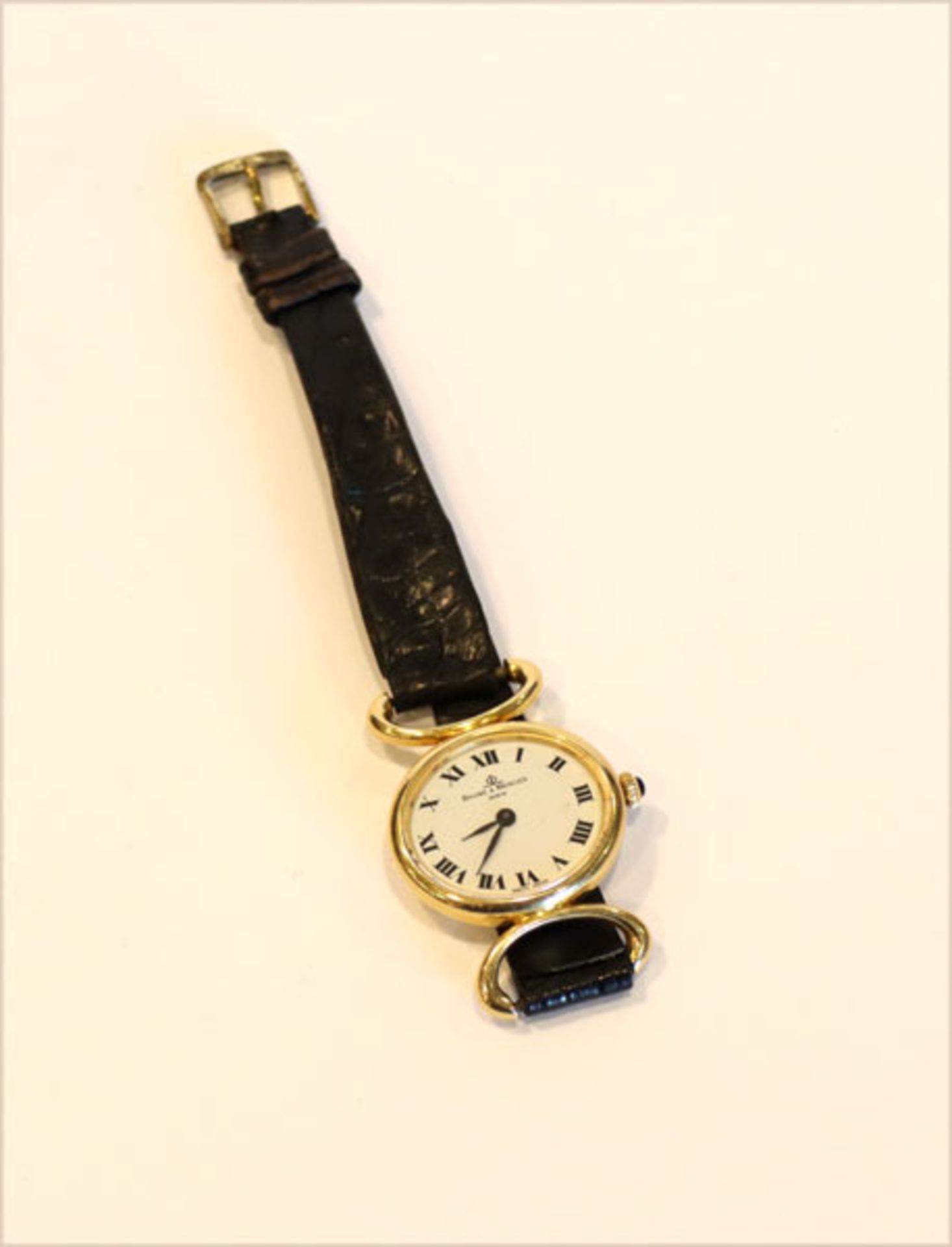 Baume & Mercier Geneve Damen Armbanduhr, 18 k Gelbgold an schwarzem Lederarmband, getragen, intakt