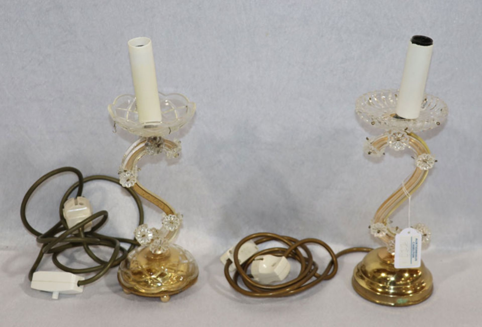 Paar Glas/Messing Tischlampen mit Glasprismen, H 32 cm, D 11 cm, Gebrauchsspuren, nicht komplett,