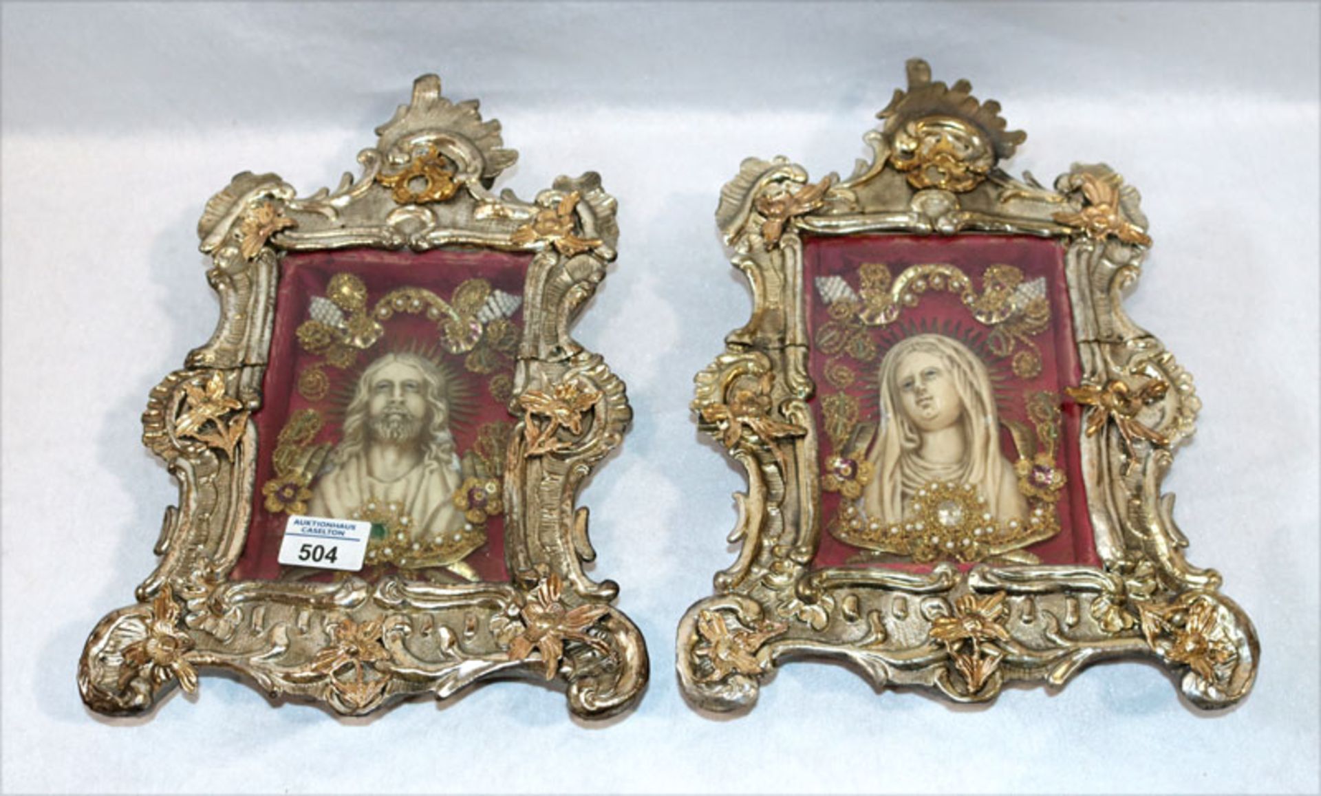 Paar Kastenbilder mit plastischer Darstellung von Maria und Jesus, feine Golddrahtverzierungen,