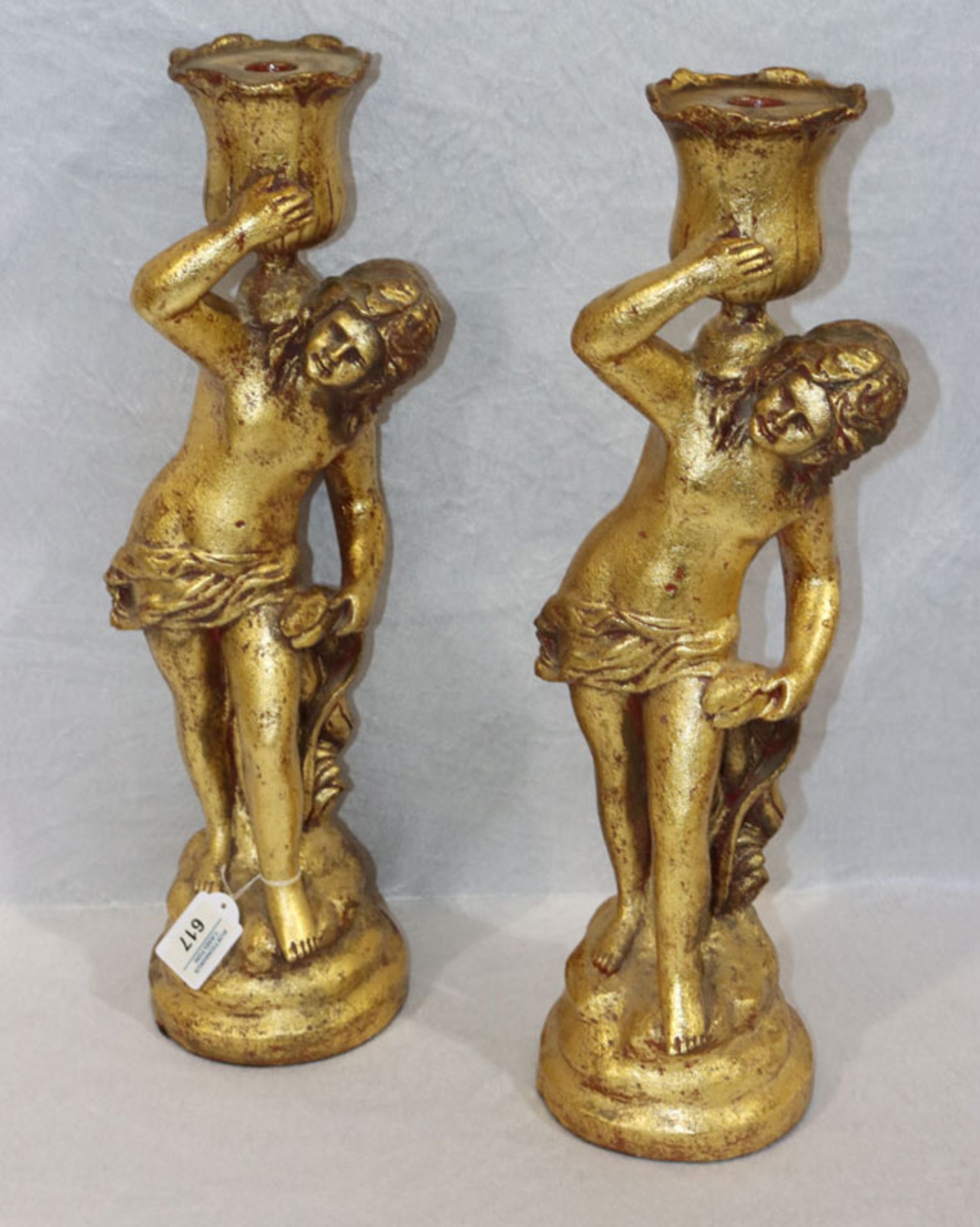 2 Gußfiguren 'Frauen mit Kerzenleuchter', goldfarben, H 51 cm, D 15 cm