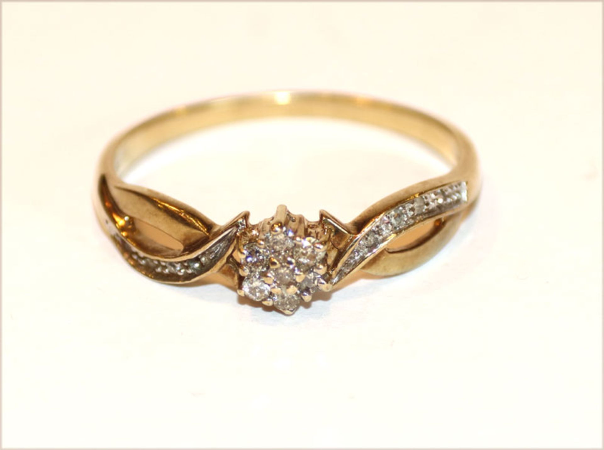 8 k Gelbgold Ring mit 0,25 ct. Diamanten, 2,56 gr., Gr. 67