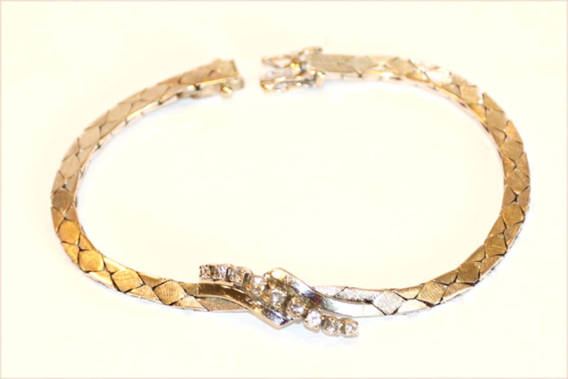 14k Weißgold Armband, mattiert mit 9 Diamanten, L 19 cm, 16,9 cm