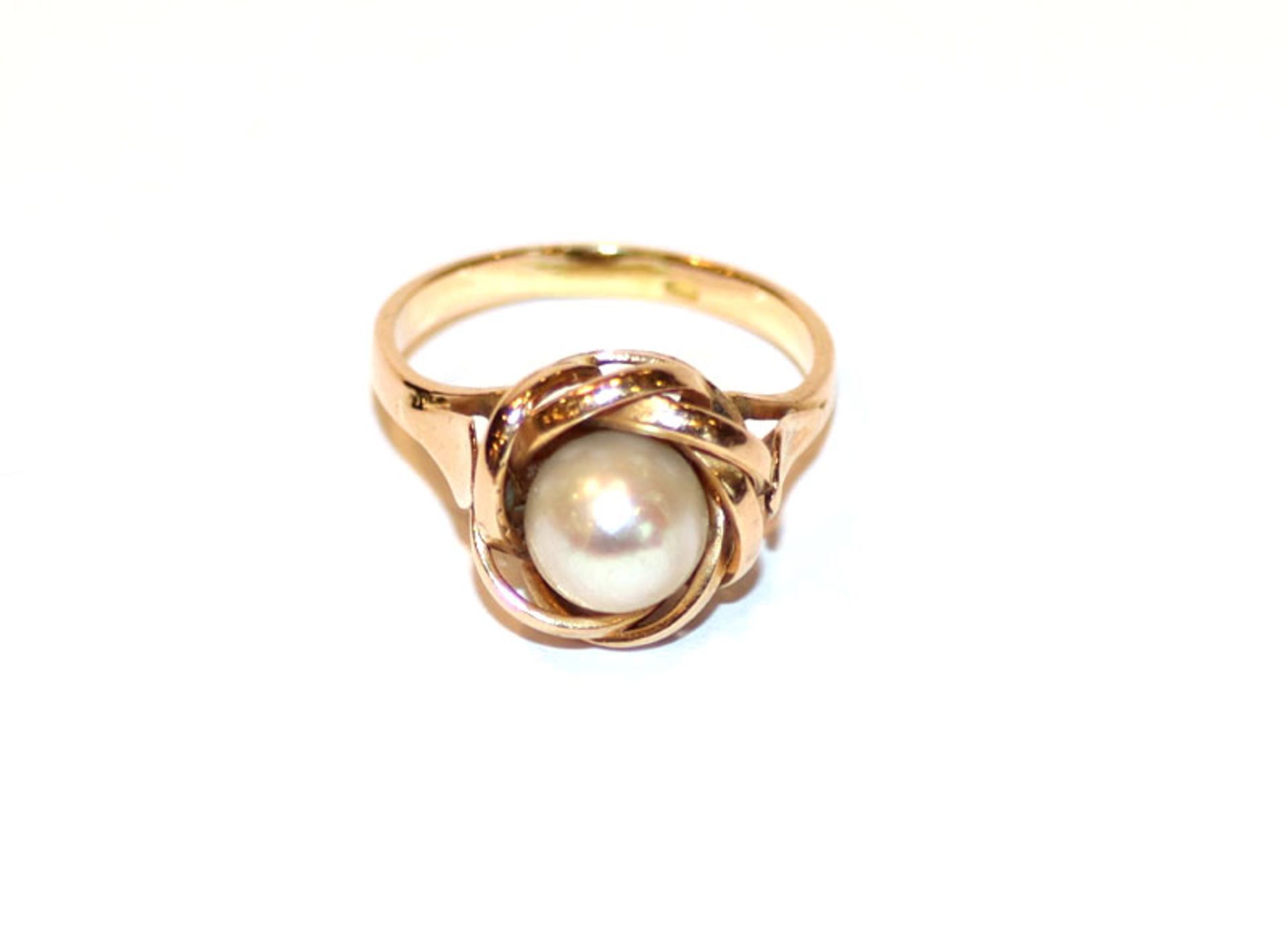 14 k Gelbgold Ring mit Perle, 4,4 gr., Gr. 52
