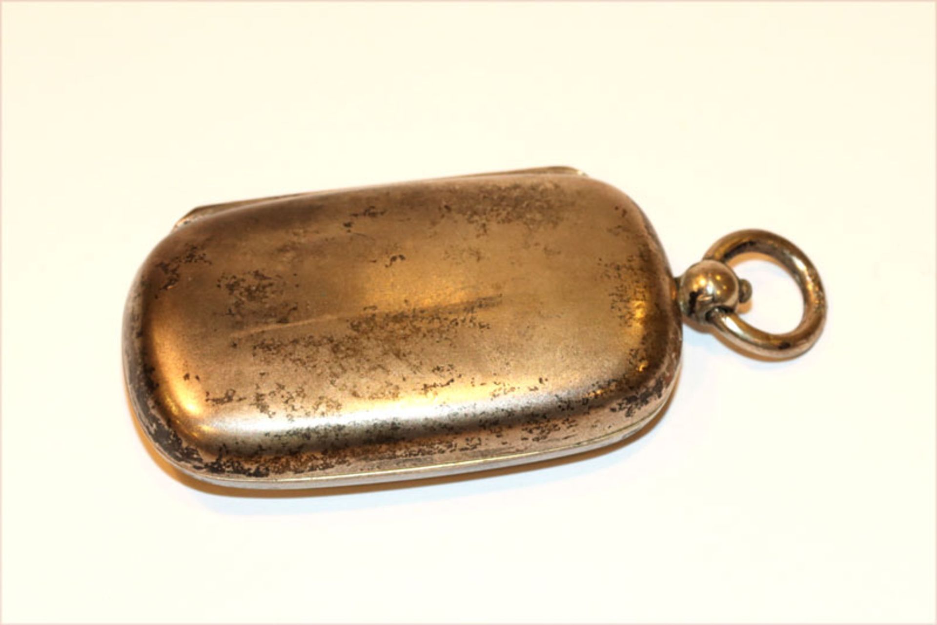 Silber Anhänger 'Goldmünzen-Etui', 30 gr., L 65, cm, B 3,2 cm, gebrauchter Zustand