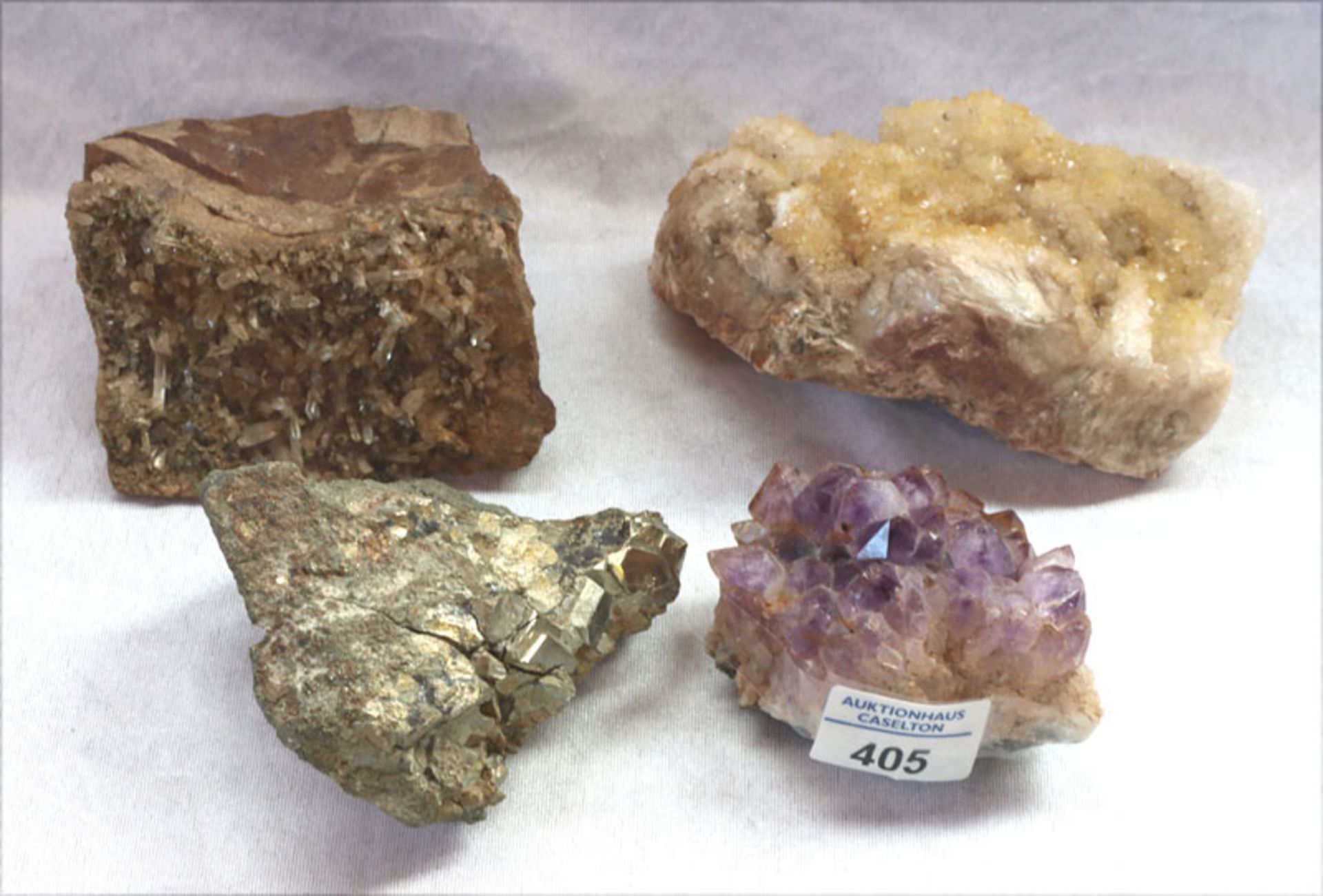 Mineralien Konvolut, Amethyst, Pyrit und Kristalle